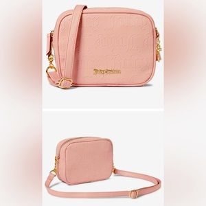 New Juicy Couture pink purse. (Camera)